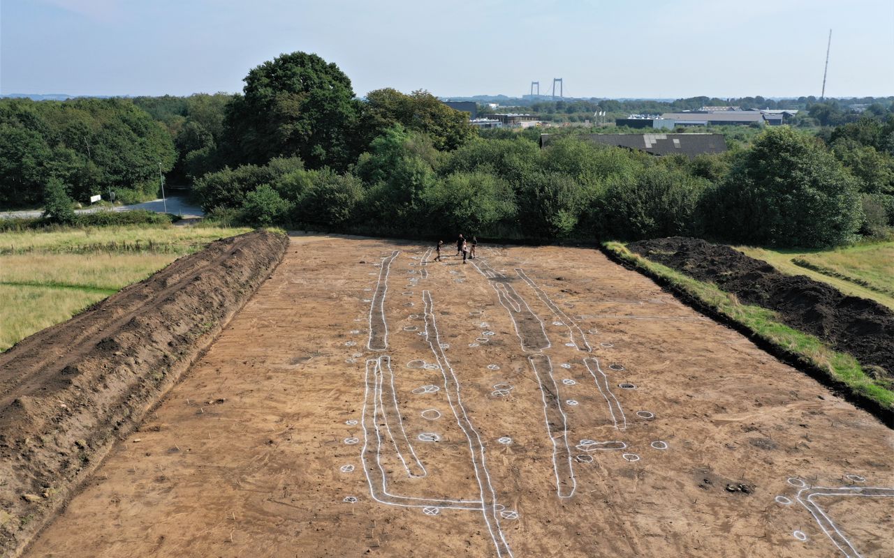 Vikingetidshal ved Erritsø. Dronefoto 2